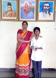 Vivekananda avasam student